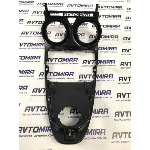 Накладка торпедо Opel Corsa D HB 5дв. 2006-2014 13295008